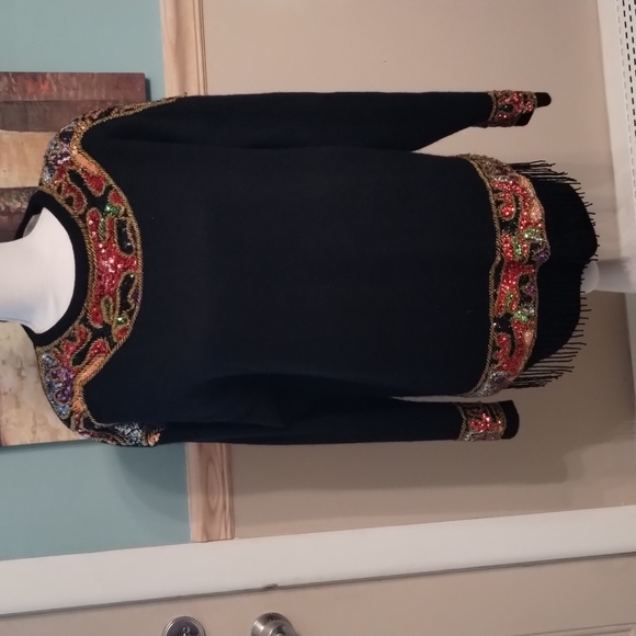 Beautiful vintage Embellished lambswool sweater - Picture 1 of 13